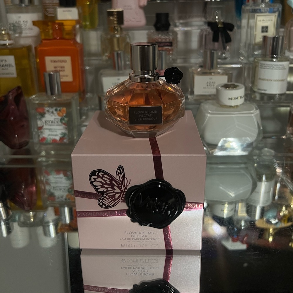 Viktor & Rolf Flower bomb Nectar